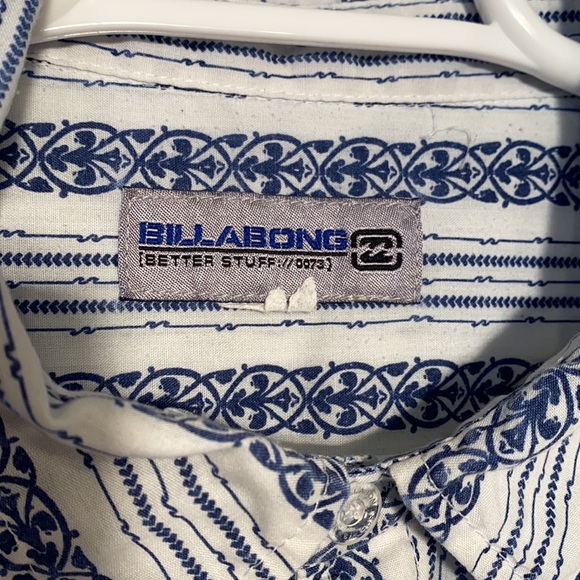 Billabong short sleeve shirt. - Picture 4 of 5
